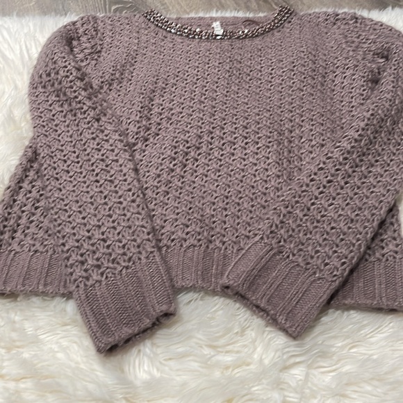 Willow and Clay dusty rose open crochet, jewel collar sweater - Picture 7 of 10